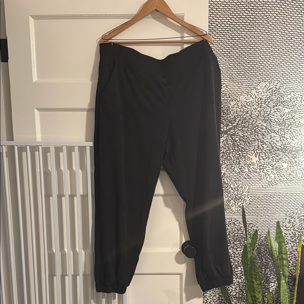 Black jogger Pants by Athleta